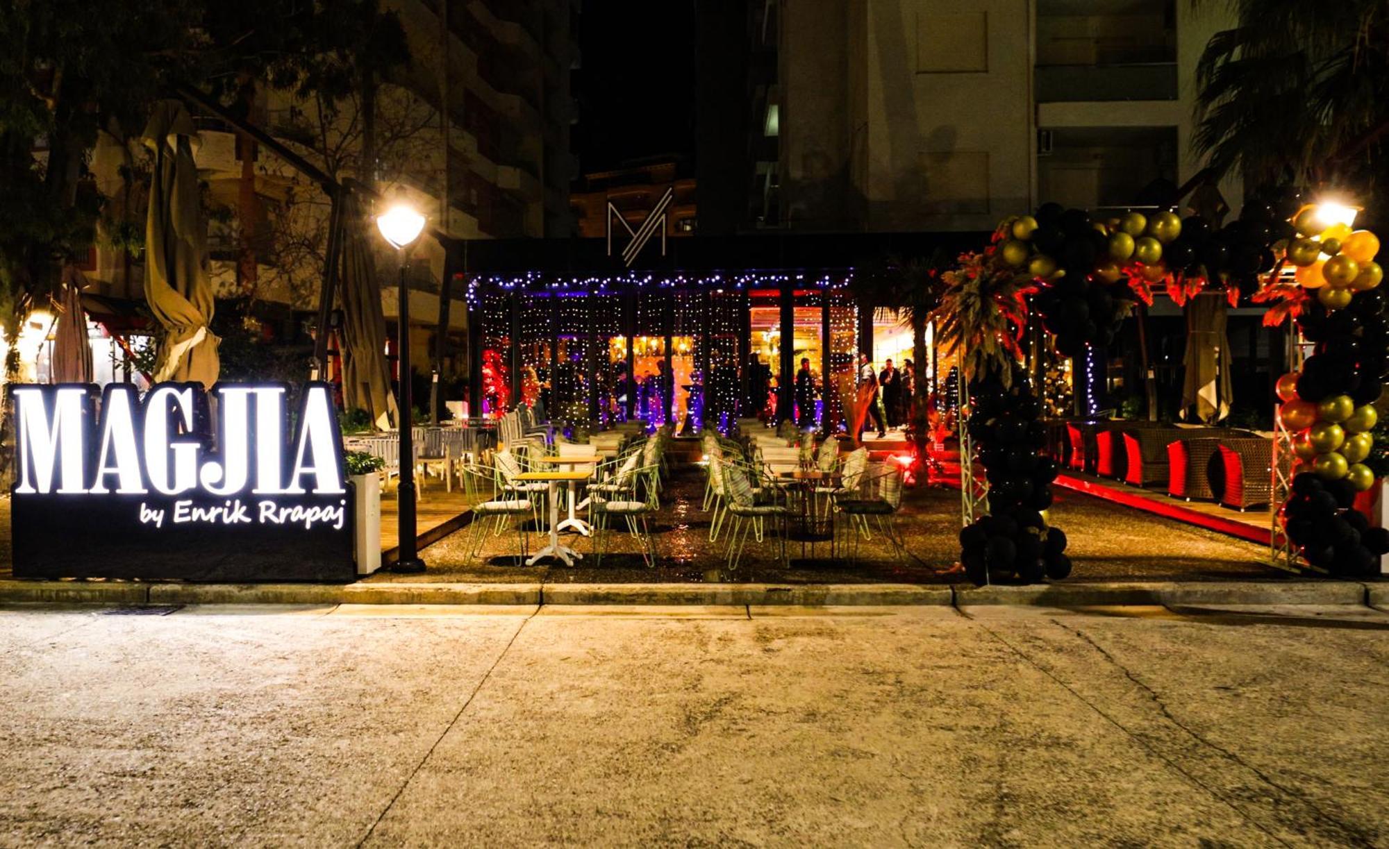 Hotel Patio Vlorë エクステリア 写真